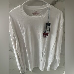 NWT Vineyard Vines “Hoppy Holidays” Long Sleeve Tee